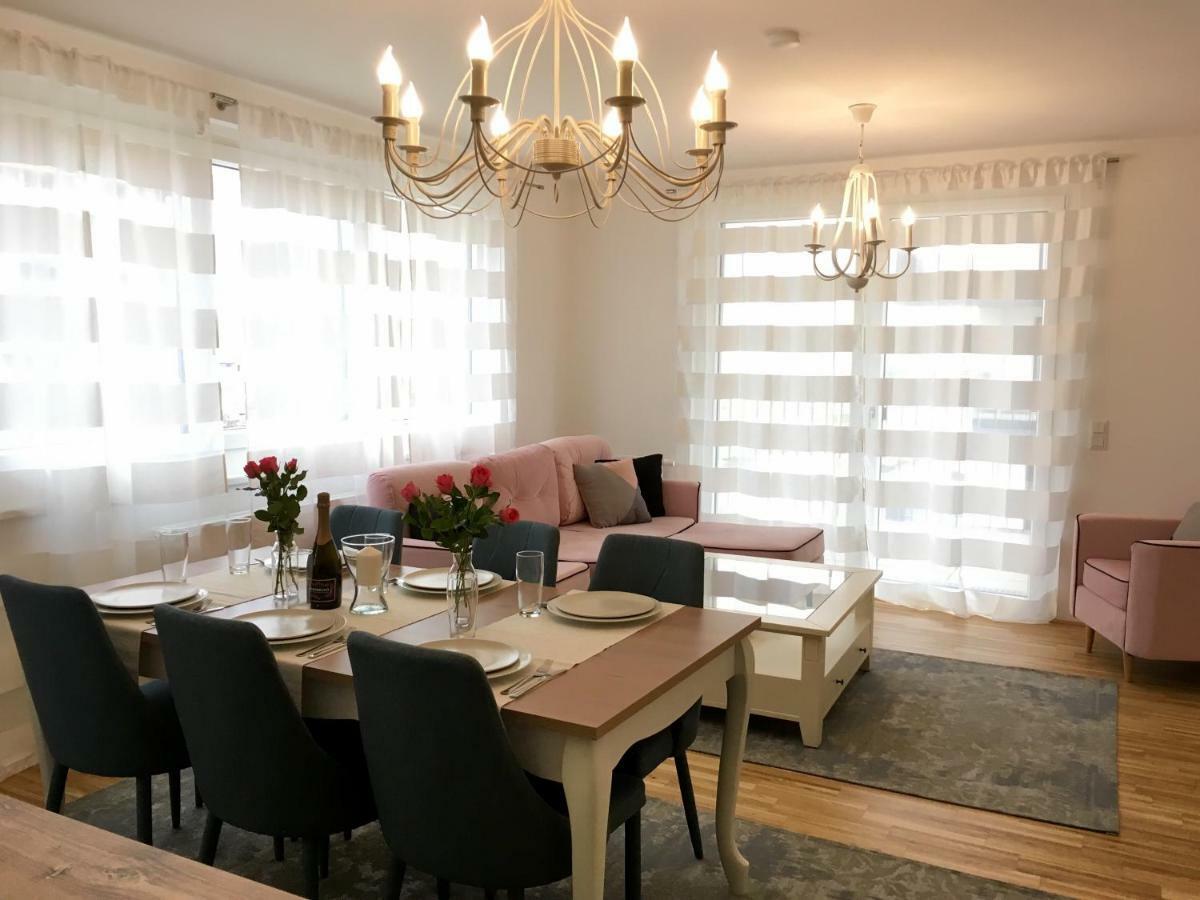 White Vintage Park View Apartment Vienne Extérieur photo